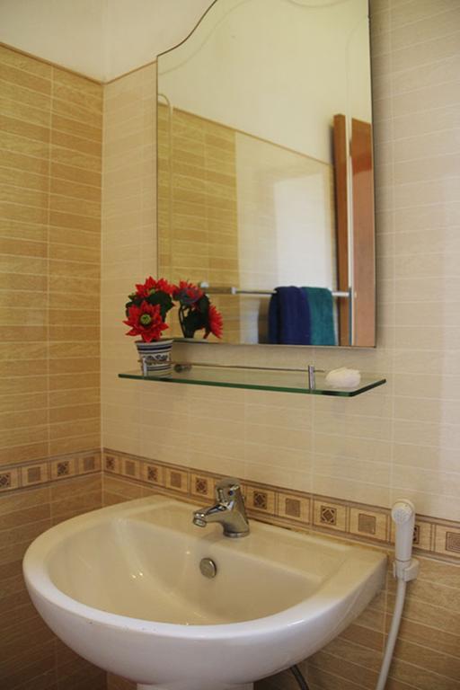 Hotel Red Rose Negombo Ruang foto