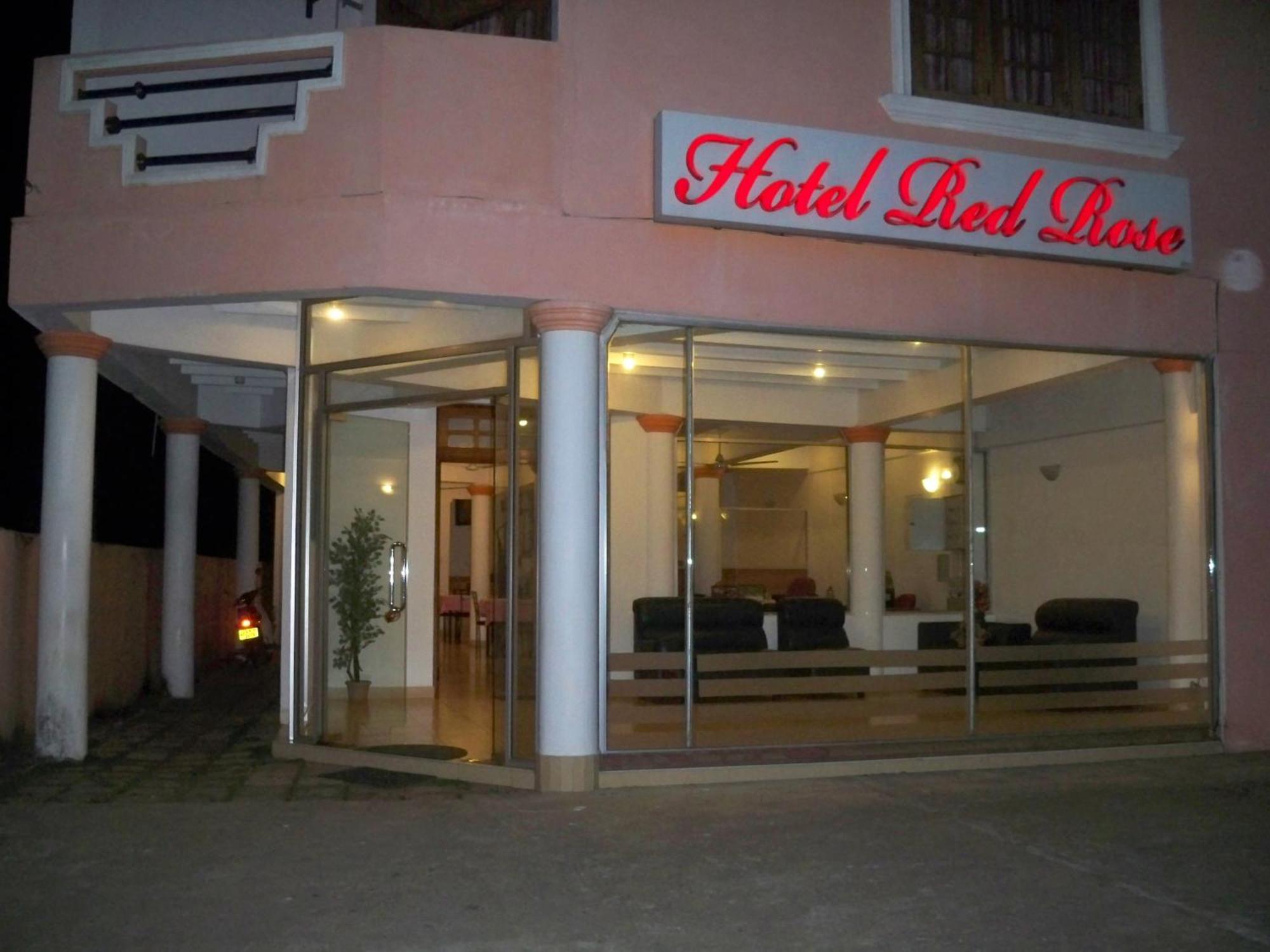 Hotel Red Rose Negombo Bagian luar foto