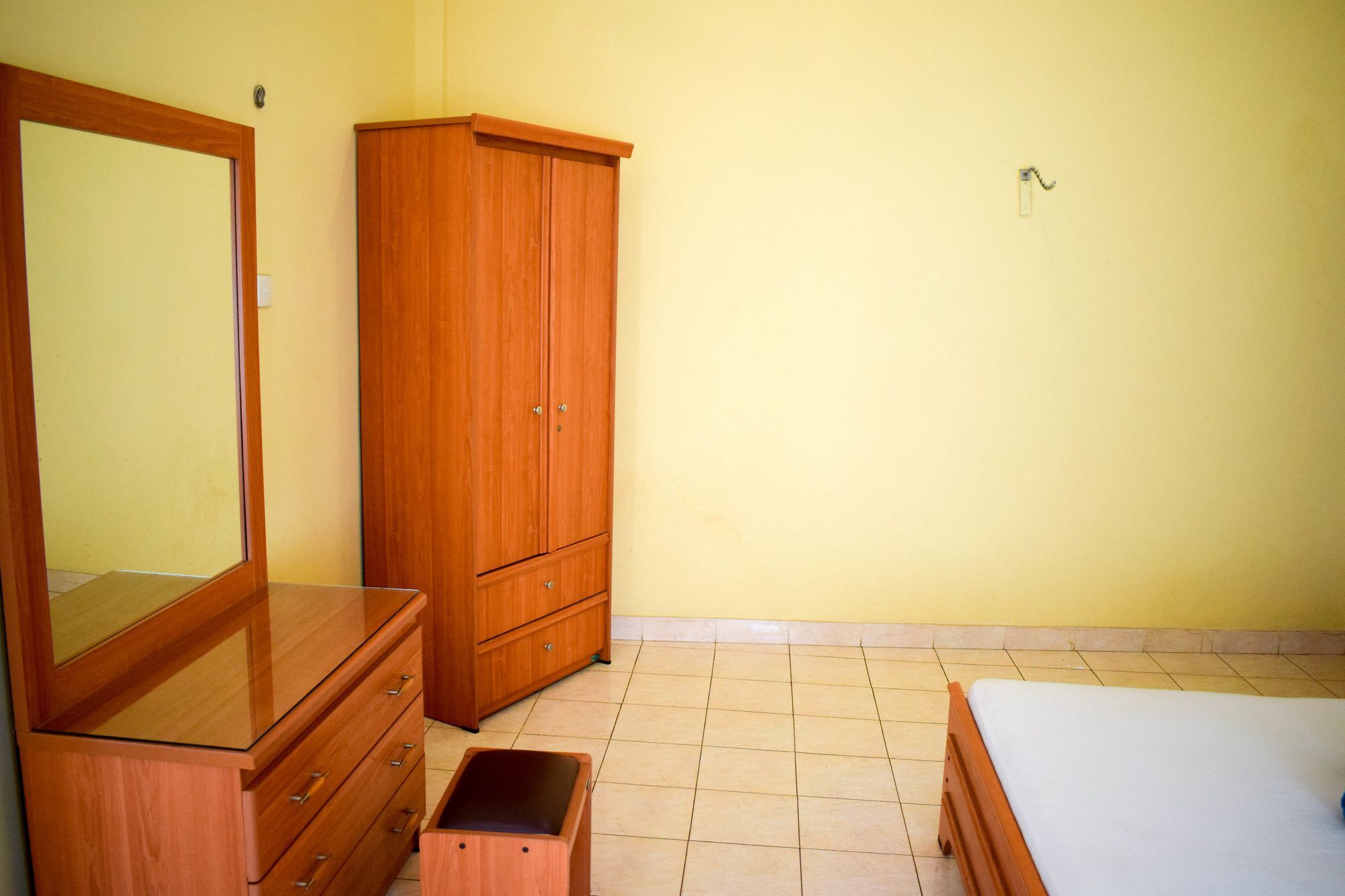 Hotel Red Rose Negombo Bagian luar foto